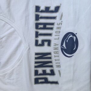 Penn State, V-neck Tee, Sz. M, White, Nittany Lions Mascot